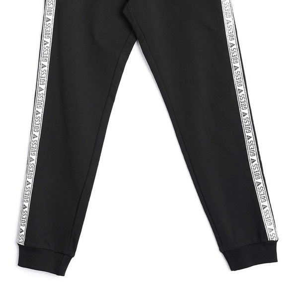 Guess black and white logo dre sh joggers - Picture 4 of 13